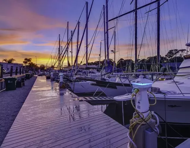 Unique Houseboat Rental