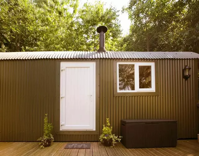 Riverwood Farms Shepherds Hut