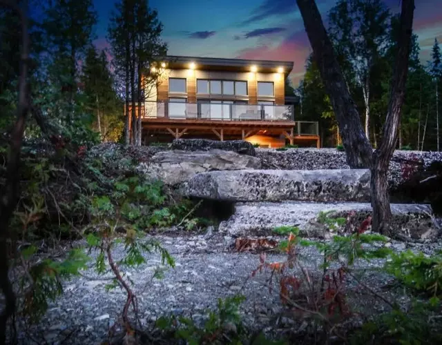 Stone Cove Waterfront Adults Only B&B