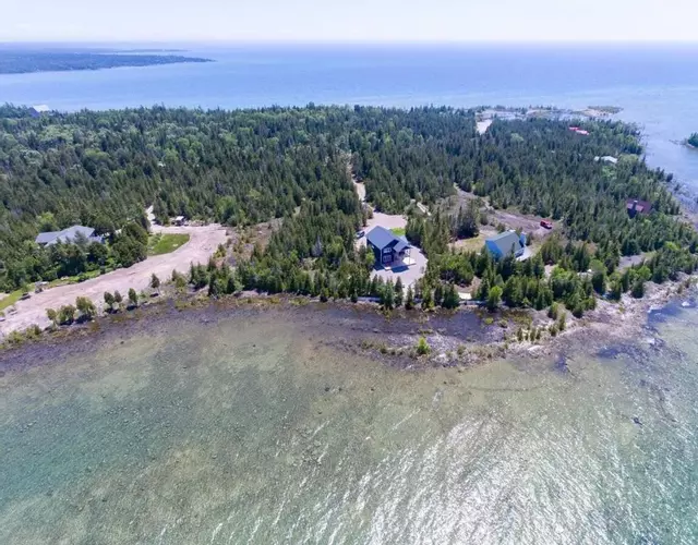 Tobermory Modern Waterfront Escape