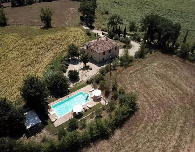 Esclusivo Casale Etrusco con Piscina e Zona Relax