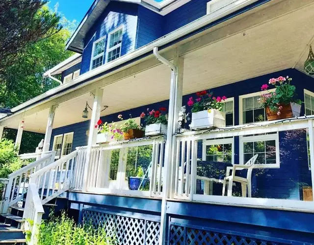 Seafarer Bed & Breakfast