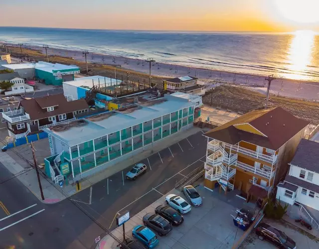 Boardwalk Sand & Surf Beach Hotel Oceanfront