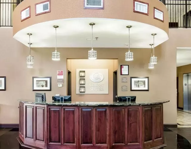 Comfort Suites Topeka Northwest