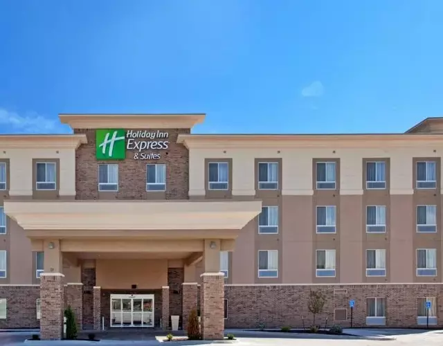 Holiday Inn Express Topeka North by IHG