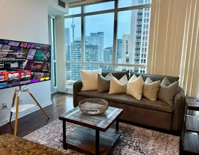 Spacious Comfort in City Center - Free Parking