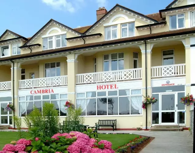 Cambria Hotel
