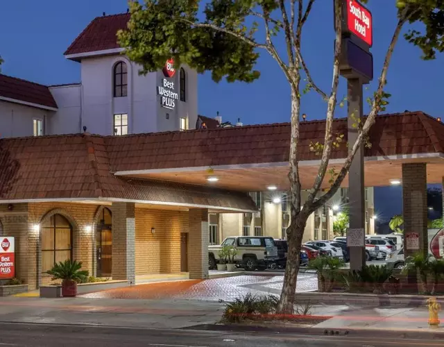 Best Western Plus South Bay Hotel