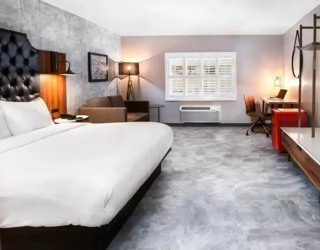 Hollywood Inn Suites Hotel