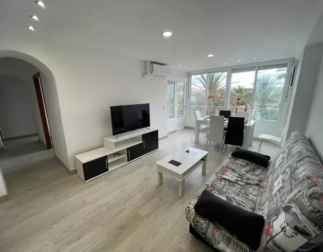 Nice apartment near the sea