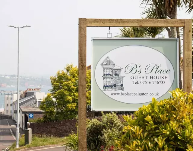 B’s Place Guest House