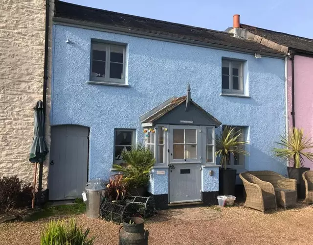 Quay Cottage Nautical themed Right on the estuary Dittisham Family friendly