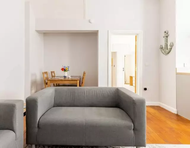 The Hideaway, Family apartment close to the beach.