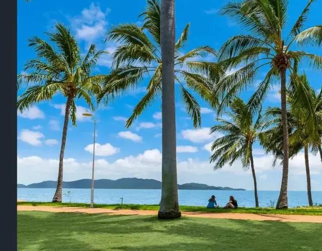 Waters Edge The Strand