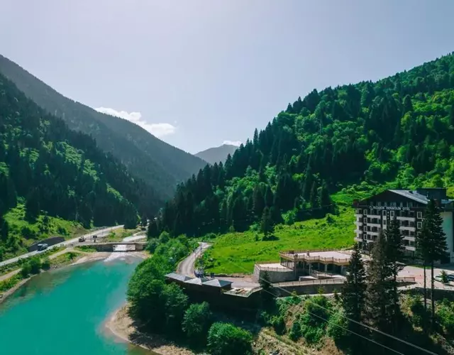 PAZARCIK MOUNTAIN HOTEL