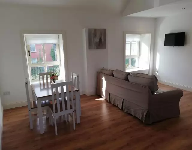 McGrath's Bar & Accommodation Causeway