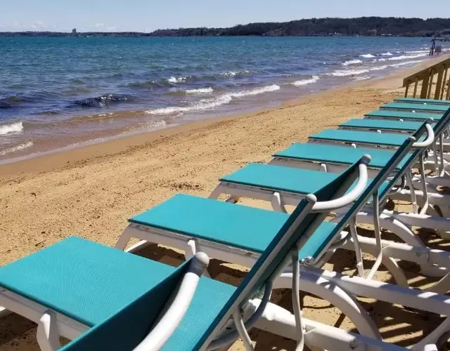 Brio Beach Inn