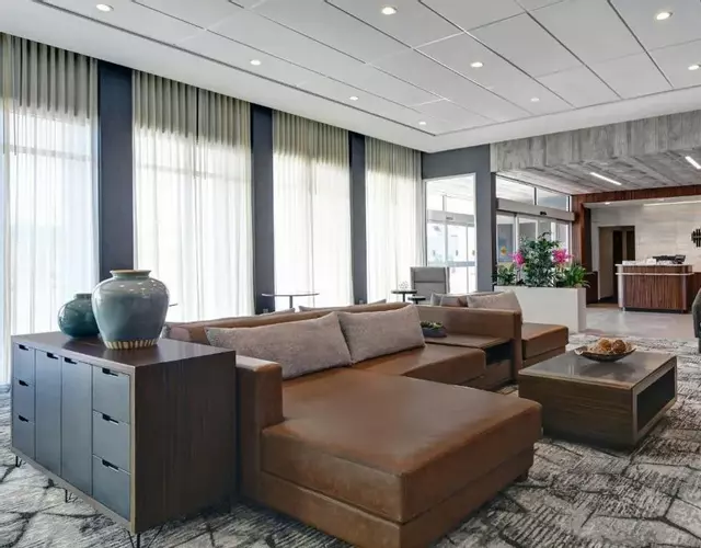 Courtyard by Marriott Hamilton