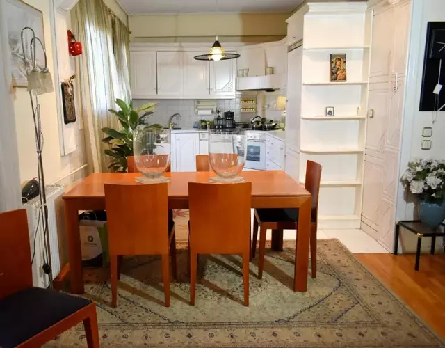 Central Apartment Next To The River