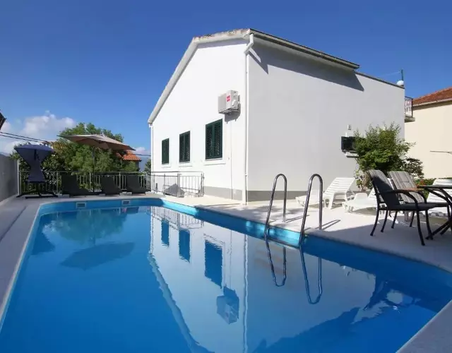 Luxury House with Pool