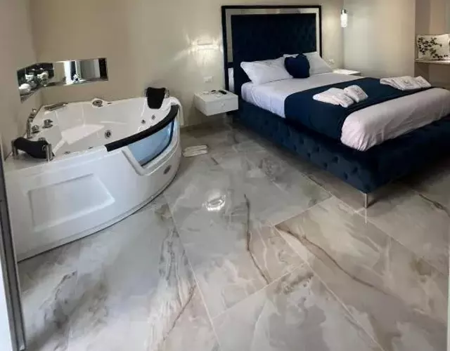 La Romantique Luxury Rooms and Apartaments TROPEA