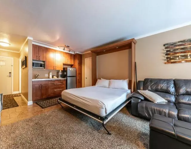 Cozy Deluxe Studio #131 at Donner Lake Village