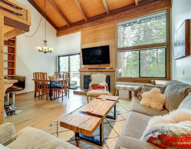 Northstar Resort Condo with Hot Tub, Shuttle Access!