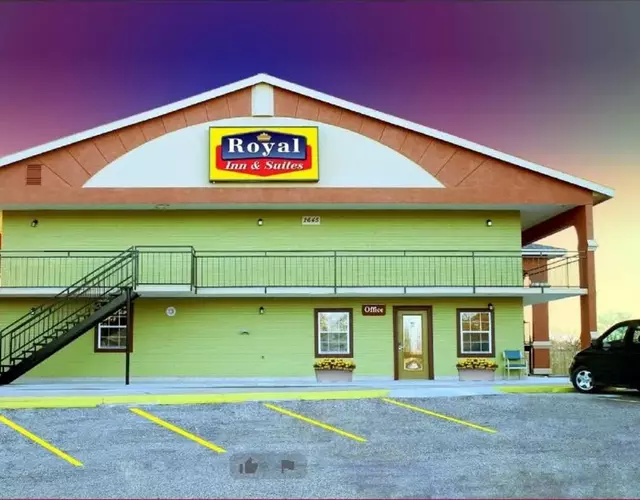 Royal Inn & Suites