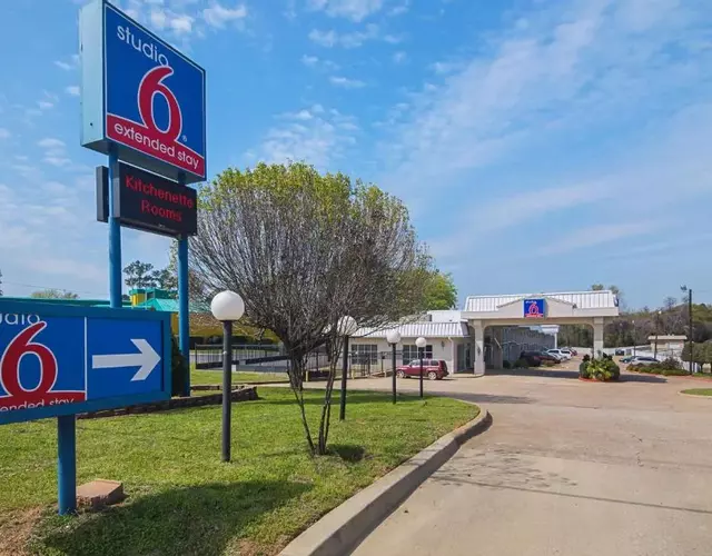 Studio 6-Tyler, TX