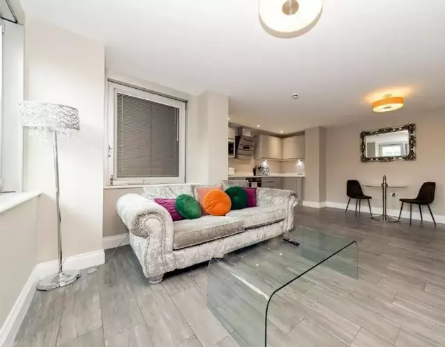 Hazelnut Seafront One Bedroom BN1GRE29
