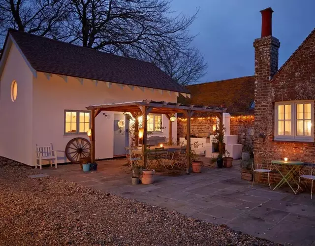 The Lodge at Blue Door Barns