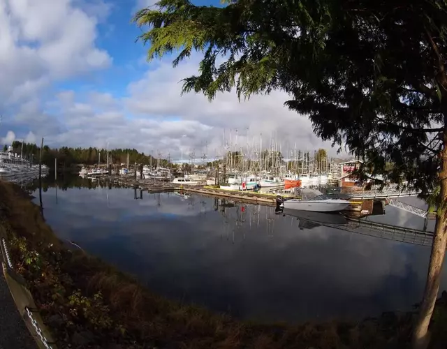 West Coast Motel on the Harbour