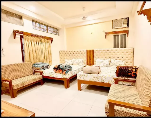 Near Mahakal Temple Hotel P - LANDMARK ! Ujjain,Near Railway station ,Fully Air conditioned Rooms And Spacious, with Wi-Fi , BEST HOTEL IN UJJAIN
