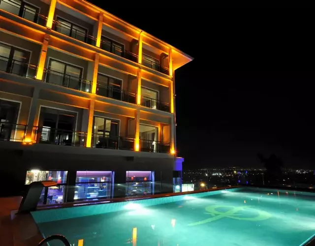 Hotel Çelik Palas Convention Center & Thermal SPA