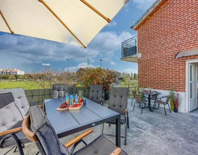 App Moela near the beach