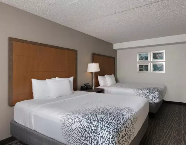 La Quinta by Wyndham Secaucus Meadowlands