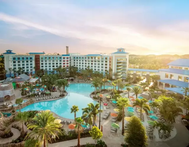 Universal's Loews Sapphire Falls Resort