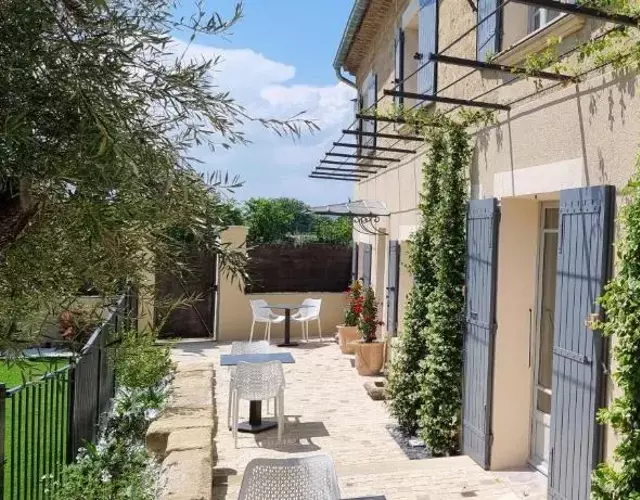 Le Petit Eden