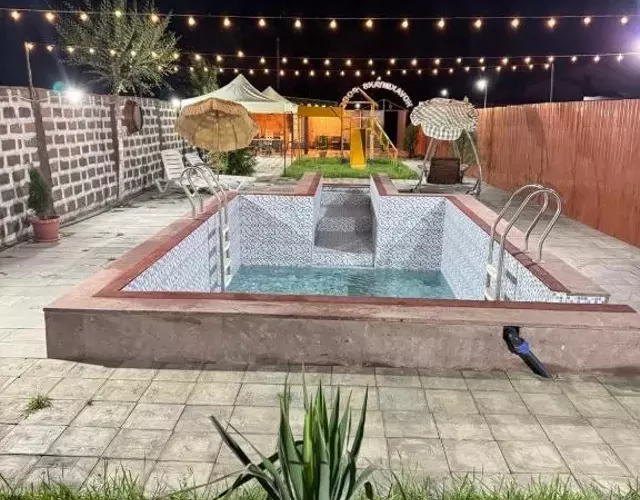 Hovakimyans Garden And Pool