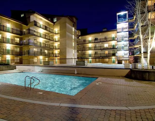 Vantage Point 112 Condo