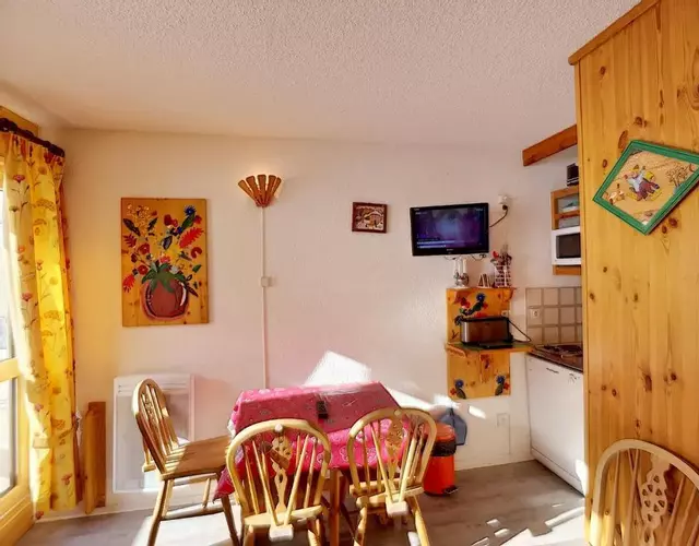 3 pièces aux Menuires, sud, ski aux pieds, animaux, parking - FR-1-178-109