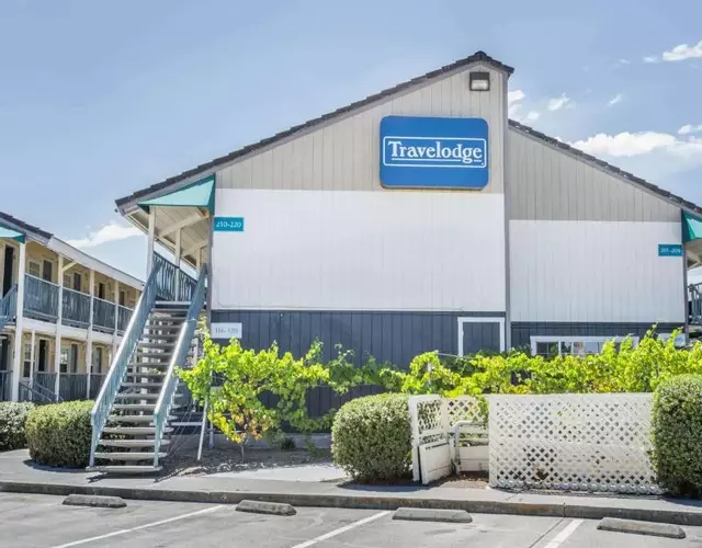 Travelodge by Wyndham Fairfield/Napa Valley