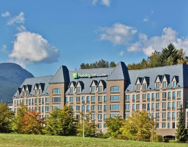 Holiday Inn & Suites North Vancouver by IHG