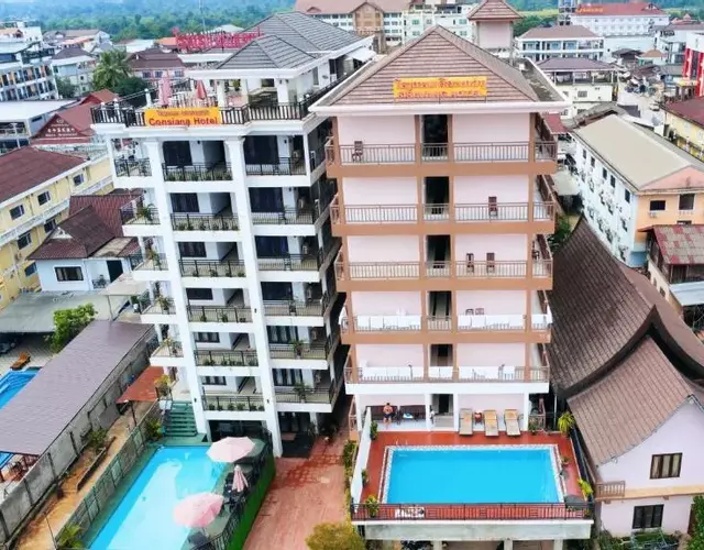 Vangvieng Sisavang Mountain View Hotel