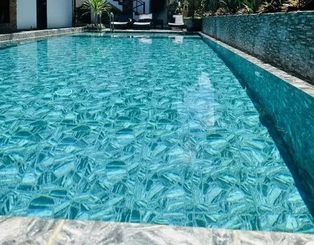 Win Hotel