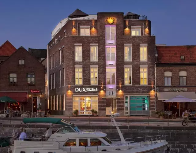 Hotel Dux