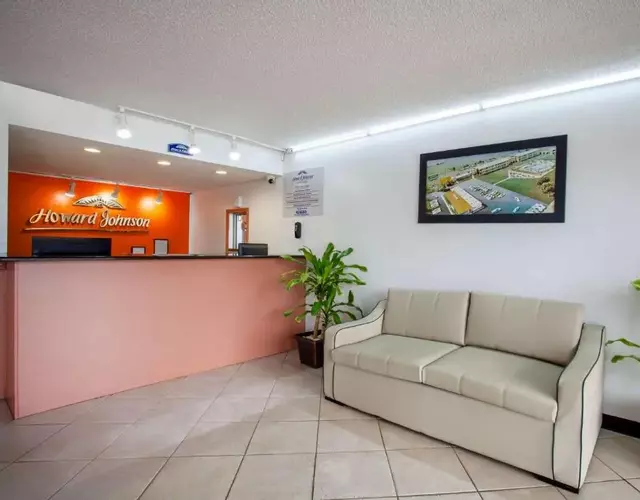 Howard Johnson by Wyndham Vero Beach/I-95