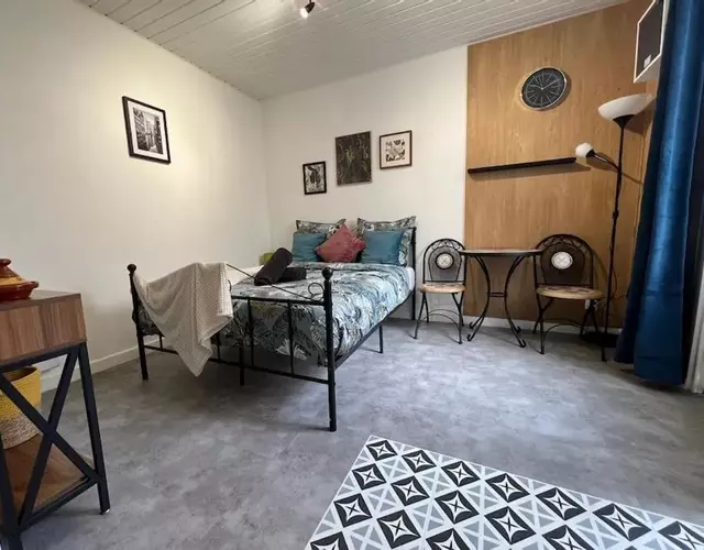 Châteaux 5 minute, Parking Gratuit hauteur 2 m