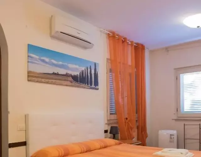 Apt Versilia