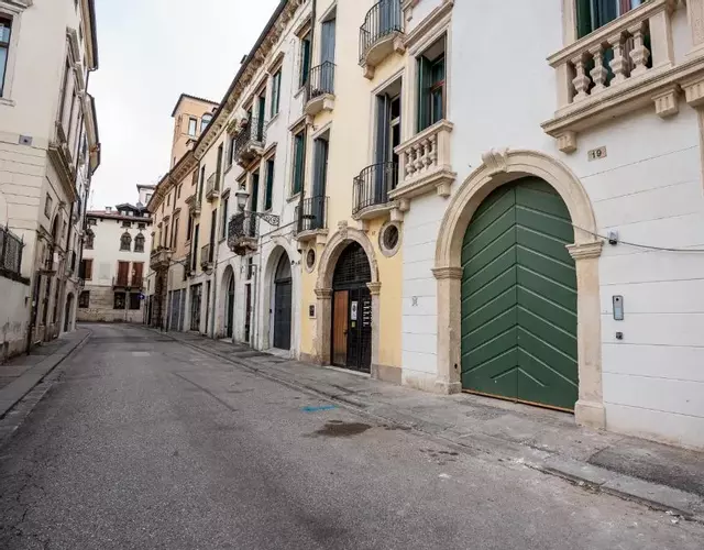 Vicenza Holiday SS Apostoli